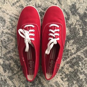 Red by Taylor Swift Keds